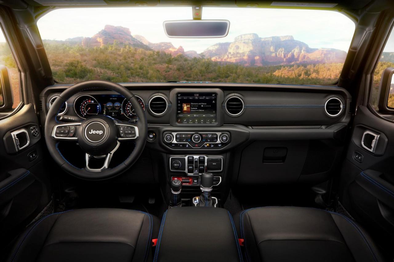 2021-jeep-wrangler-4xe-phev-35.jpg