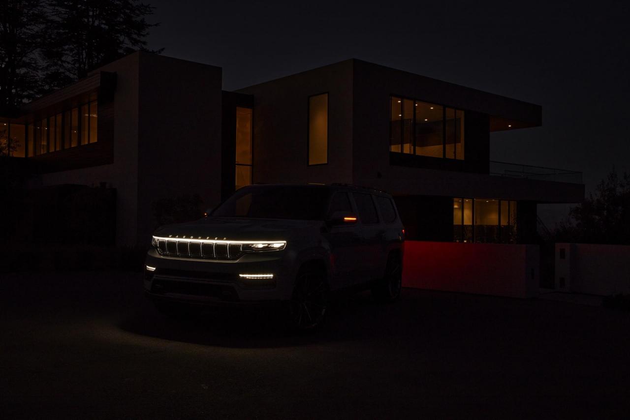 2022-Jeep-Grand-Wagoneer-Concept-22.jpg