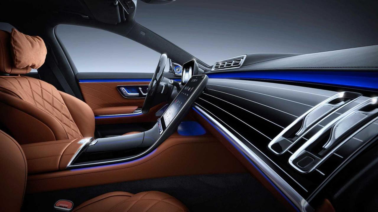 2021-mercedes-benz-s-class-interior (7).jpg