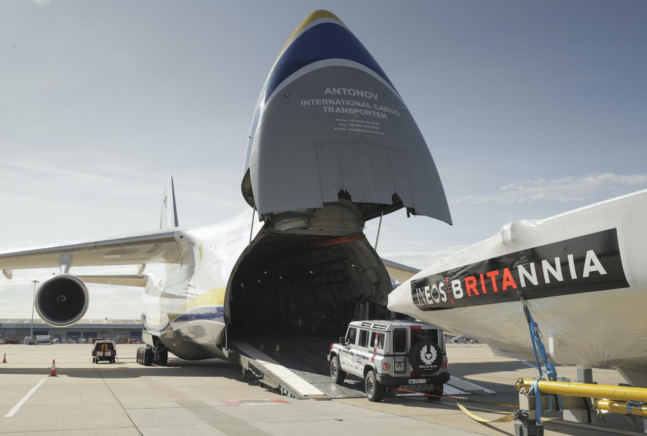 INEOS-TEAM-UK-RB2-being-loaded-onto-cargo-plane-2.jpg