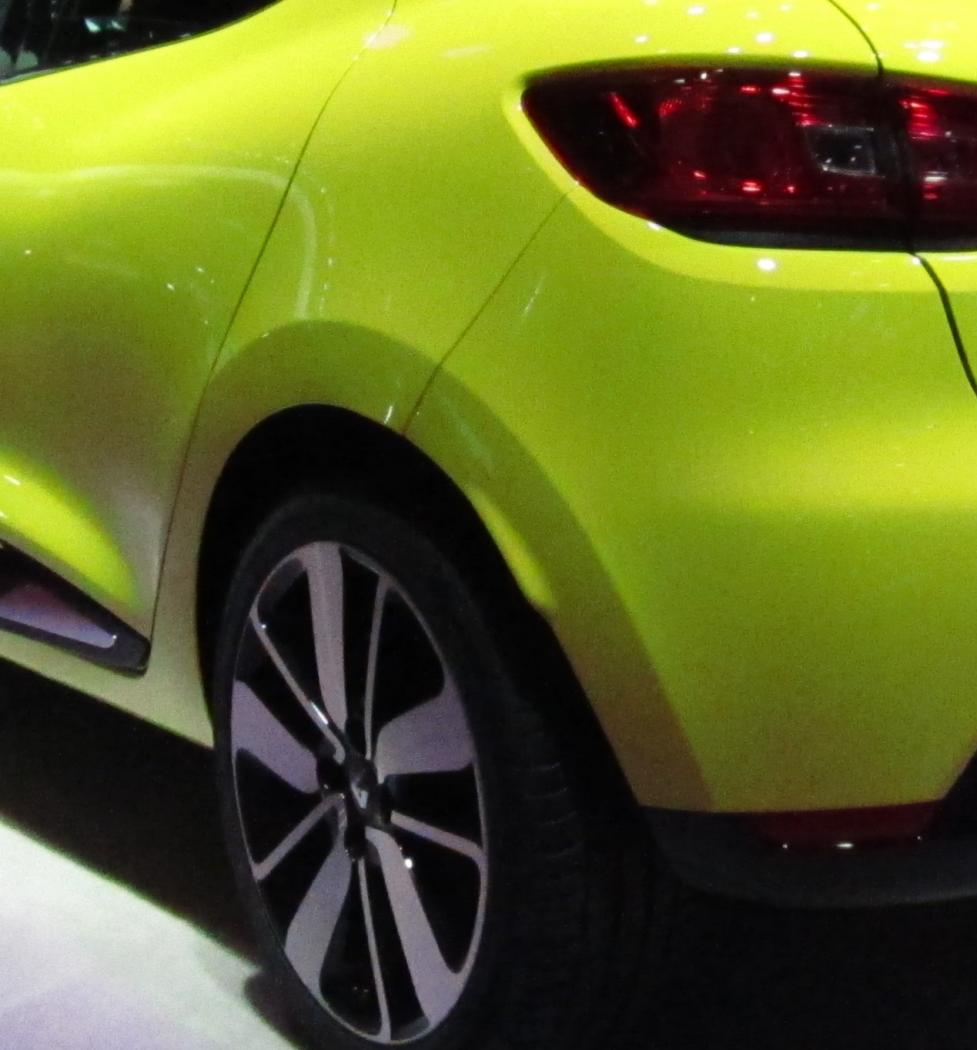 Renault_Clio_(rear_quarter)_yellow.thumb.jpg.65b4f69b8745c917d81017f386ca2c33.jpg