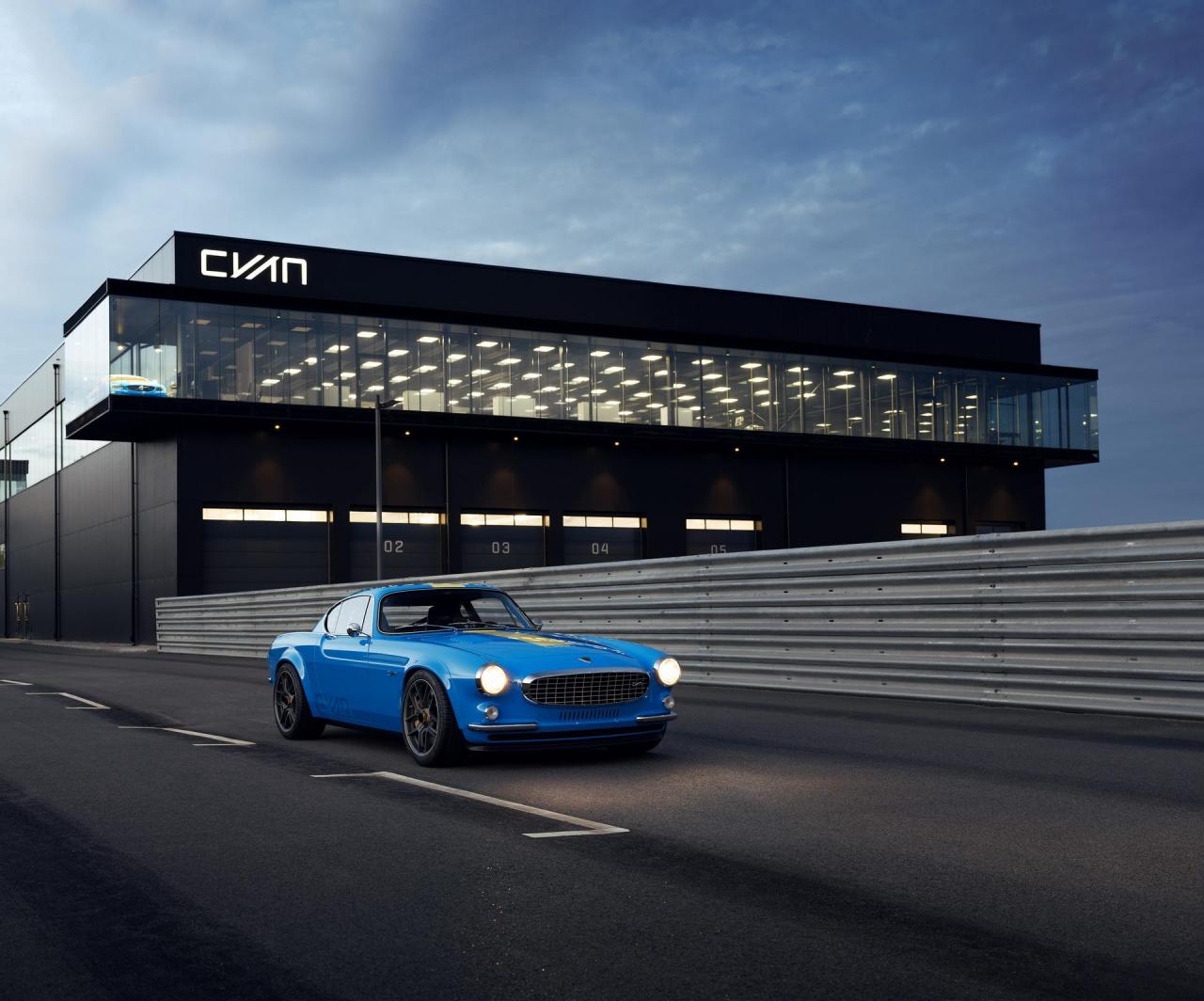 Volvo-P1800-Cyan-13.jpg