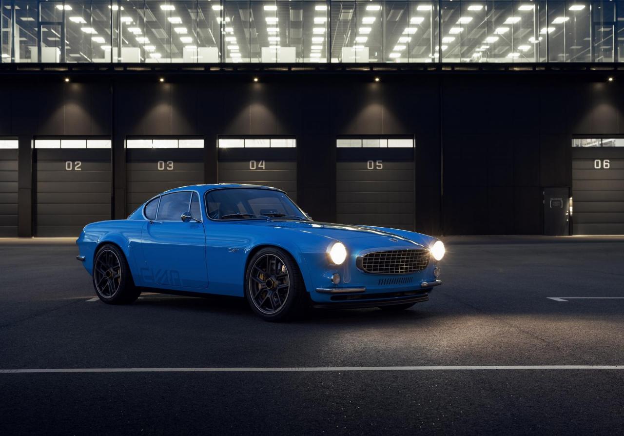 Volvo-P1800-Cyan-14.jpg