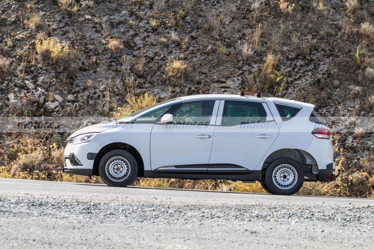 dacia-suv-7-plazas-fotos-espia-202071003-1600167568_6.jpg.07d0d0ef541806e1cb5c74eaab80951b.jpg