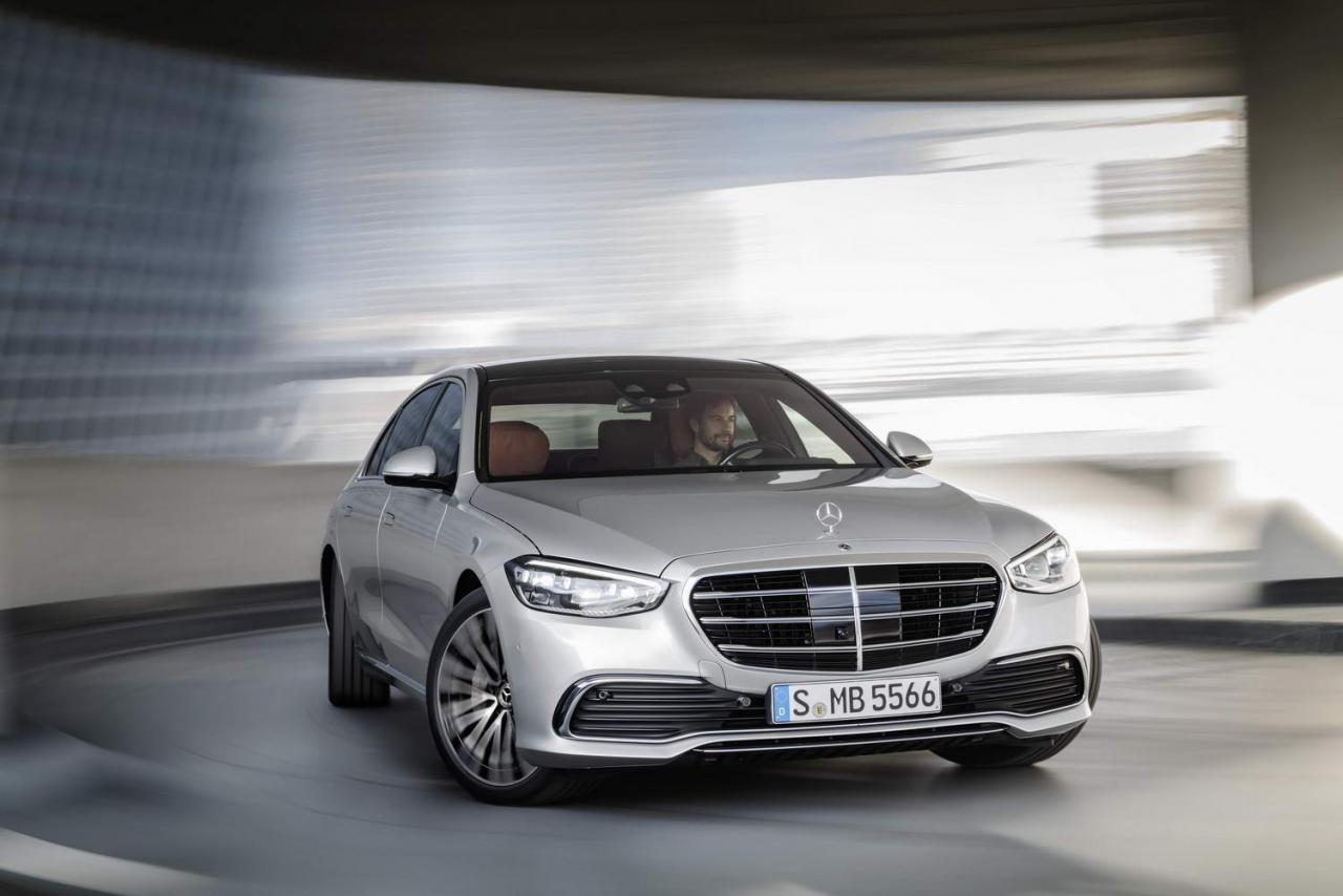 mercedes_s_class_2021_038.jpg