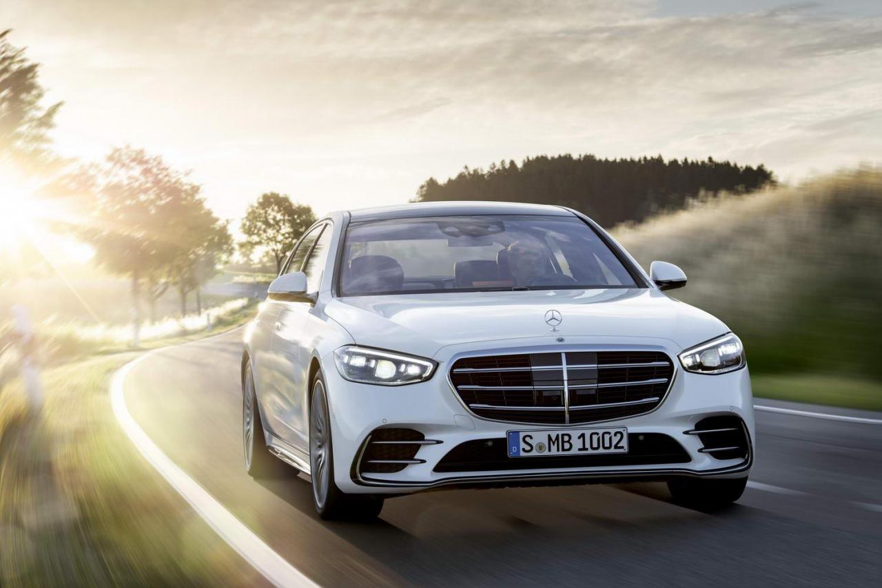 mercedes_s_class_2021_095.jpg