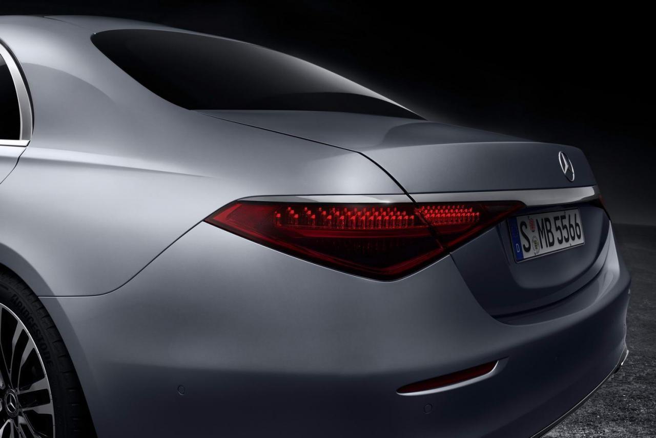 mercedes_s_class_2021_172.jpg