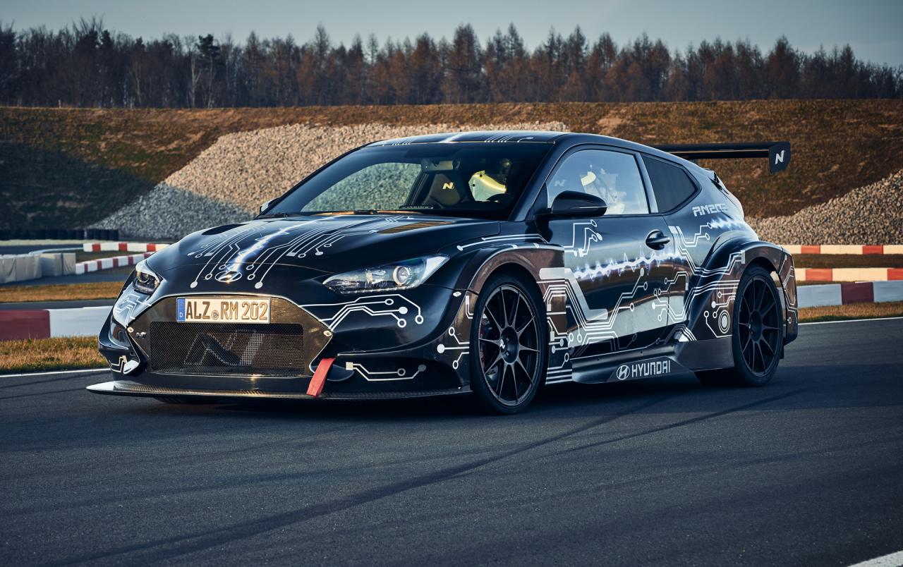 rm20e-racing-midship-sports-car-prototype_100762968_h.jpg