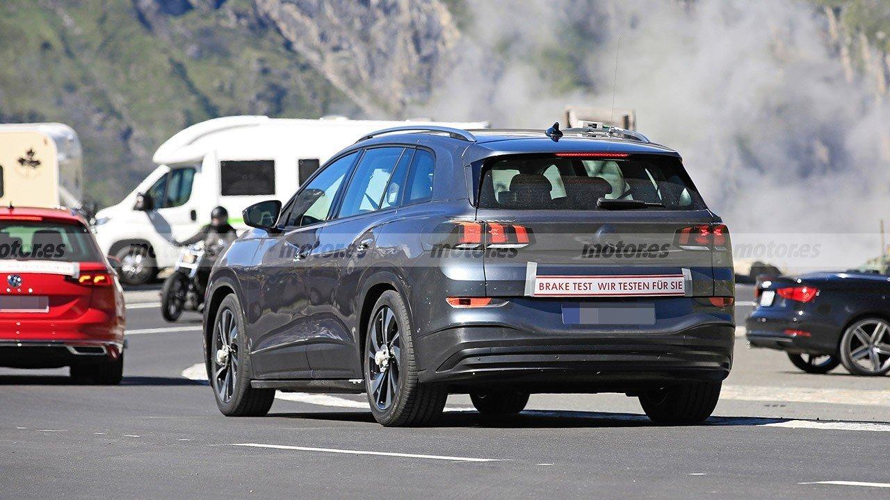 volkswagen-id6-fotos-espia-202070766-1599565360_12.jpg.847990ba2ba83296c63f673c802ab405.jpg