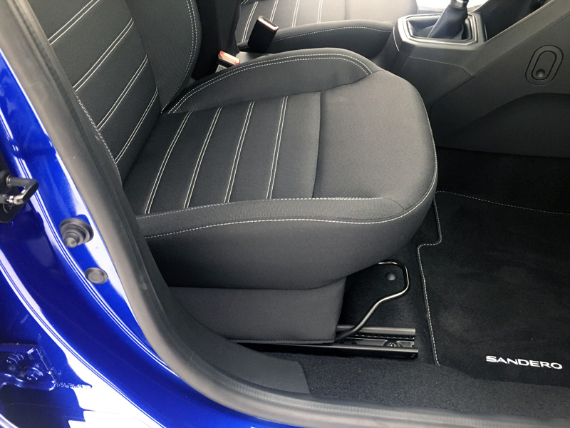 080-dacia-sandero-asiento-pasajero.jpg.cf46f5640f4e581b63fc6e87f88d7b67.jpg