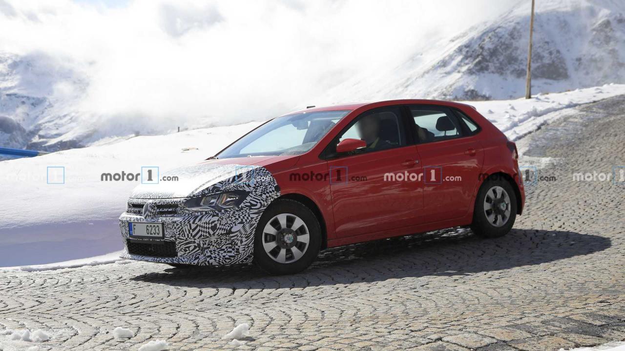 1368114955_skoda-fabia-test-mule-spy-photo-exterior(1).thumb.jpg.89a6a2a273e20a340afd10307cd5d00a.jpg