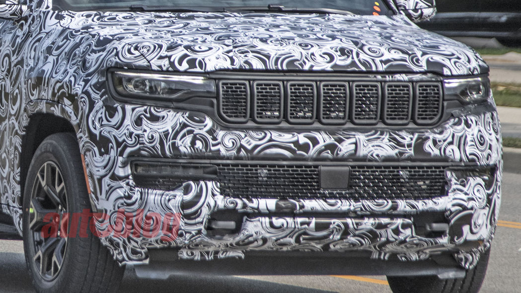 JpGrWagoneer_uc02.KGP_.jpg.c11589013826442a1e4872581d4a3f35.jpg