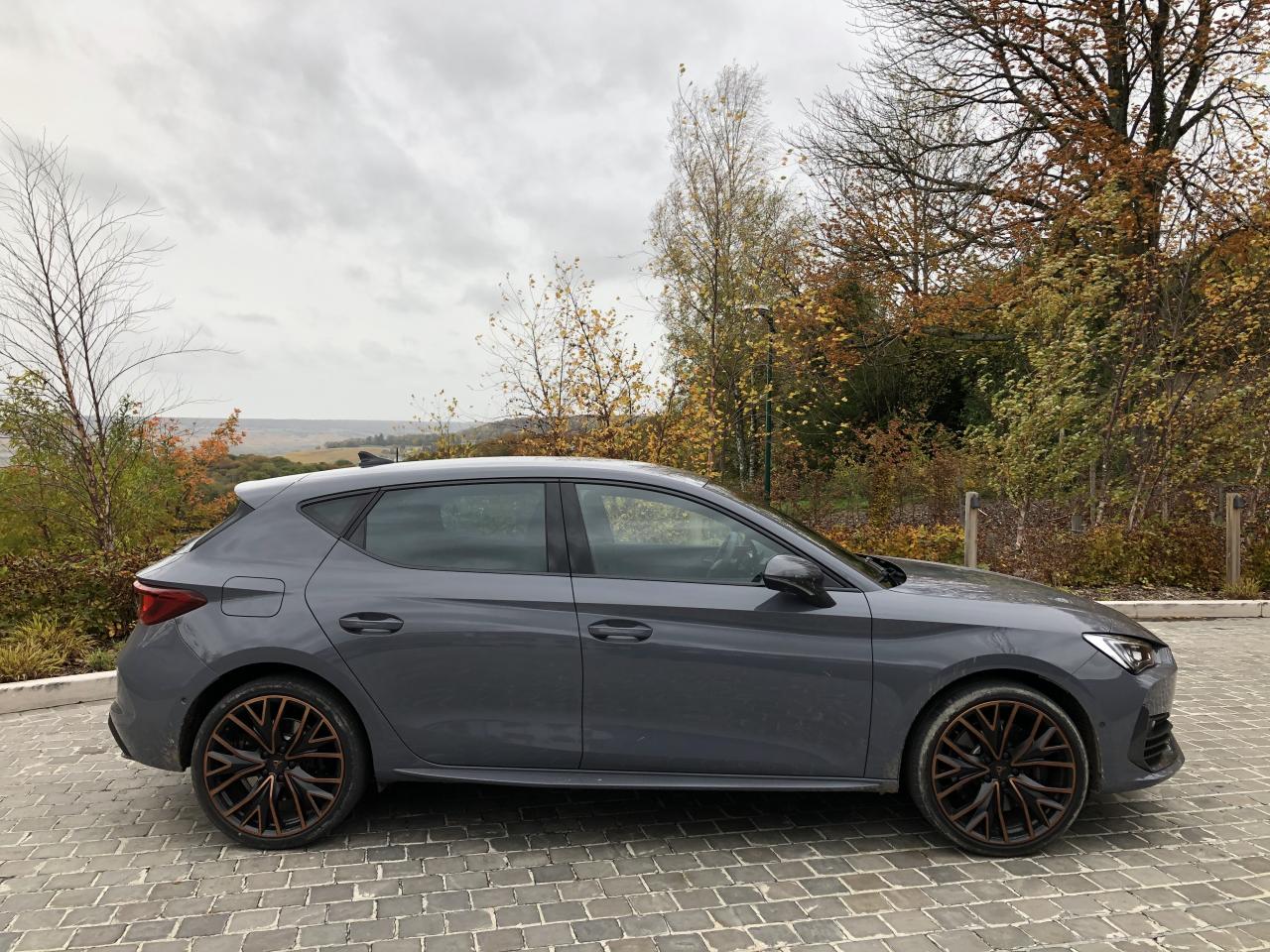 S0-essai-video-cupra-leon-2020-650701.thumb.jpg.6b0a68913e68f864c8024f57141135e9.jpg
