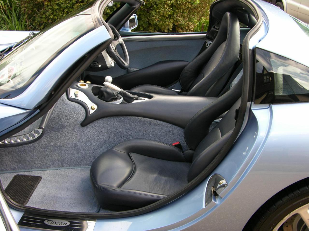 TVR_Tuscan_4.0_Speed_Six_-_Flickr_-_The_Car_Spy_(12).thumb.jpg.b74ce95624baac406a67788b9b23e39d.jpg