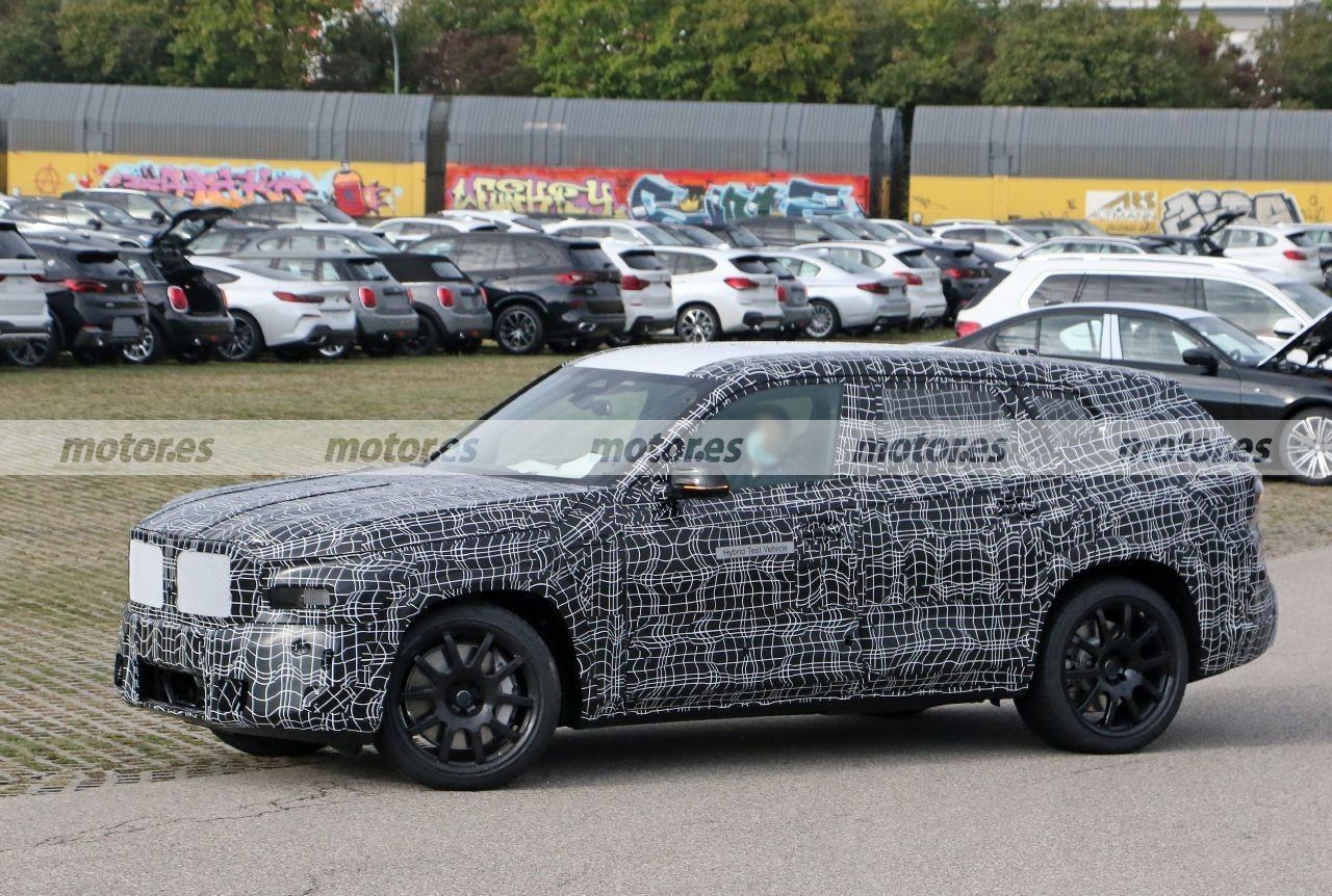 bmw-x8-2022-fotos-espia-202071613-1602064562_7.jpg.855442b29de24c98c99304eec4b2a5a6.jpg