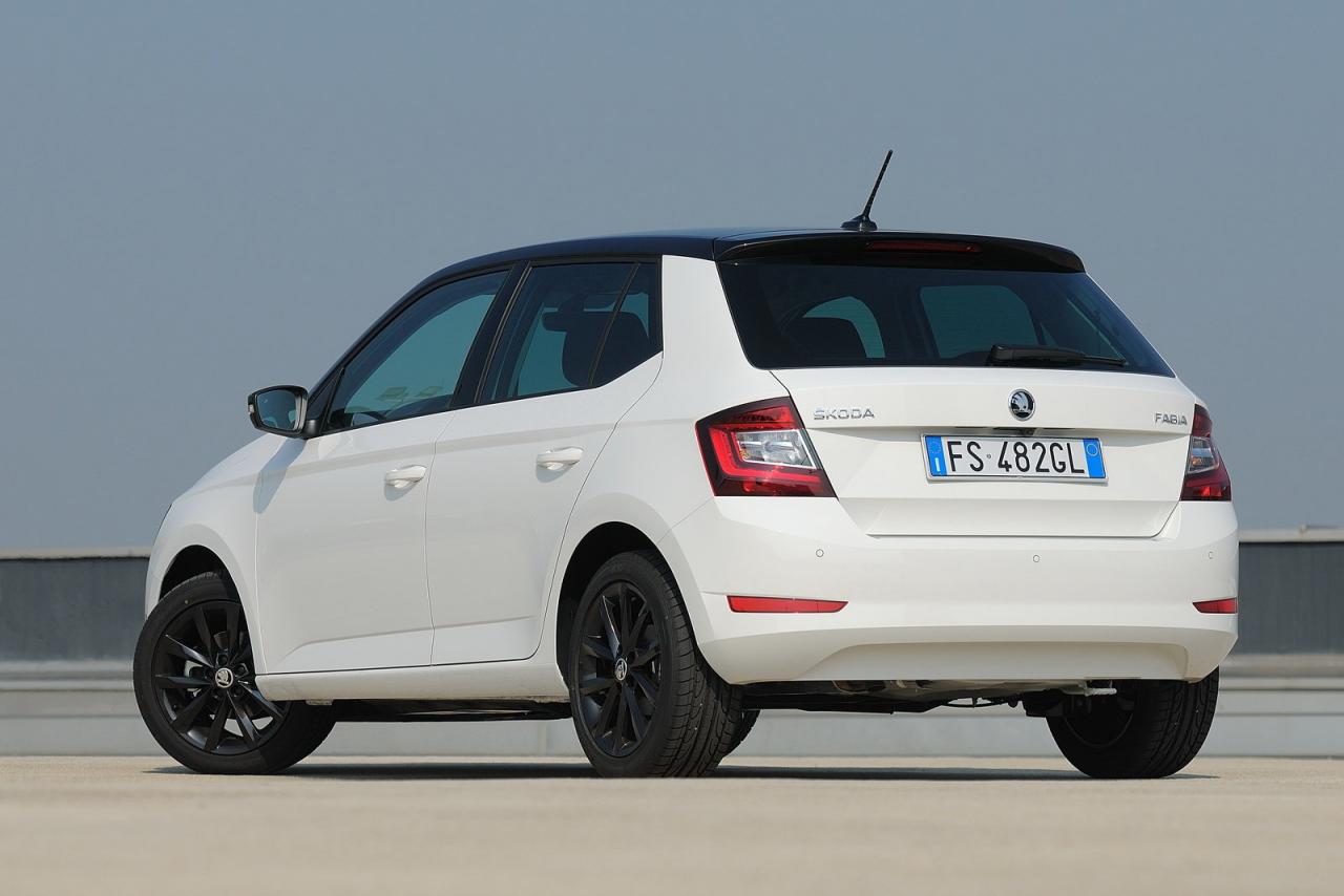 skoda-fabia-10-tsi-prova-2018-11_43.thumb.jpg.e86dca5b1e6609e874096527ed5a0a88.jpg