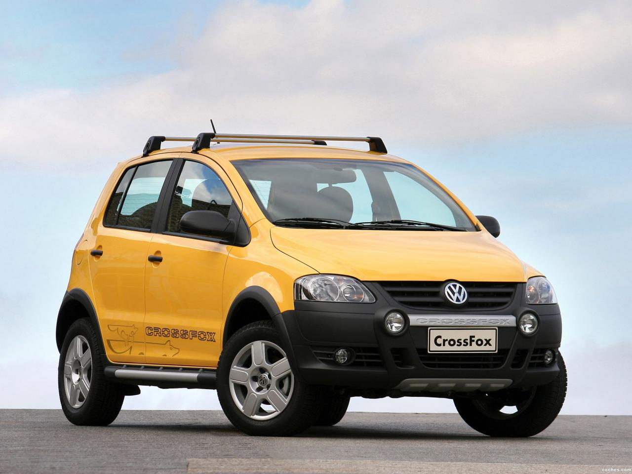 volkswagen_crossfox-2008_r6.jpg