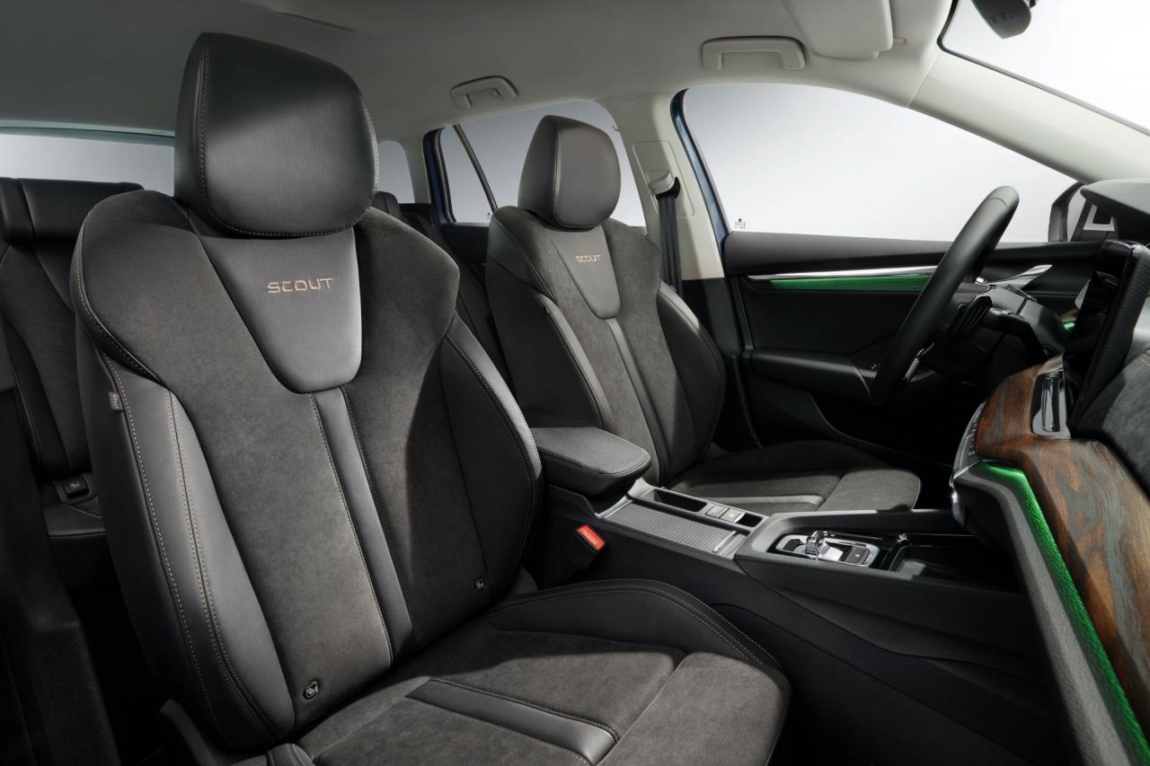 2020-Skoda-Octavia-Scout-21.jpg