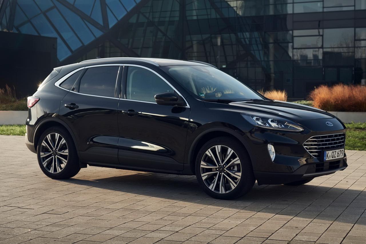 2020_FORD_KUGA_FHEV_Hybrid_05.jpg
