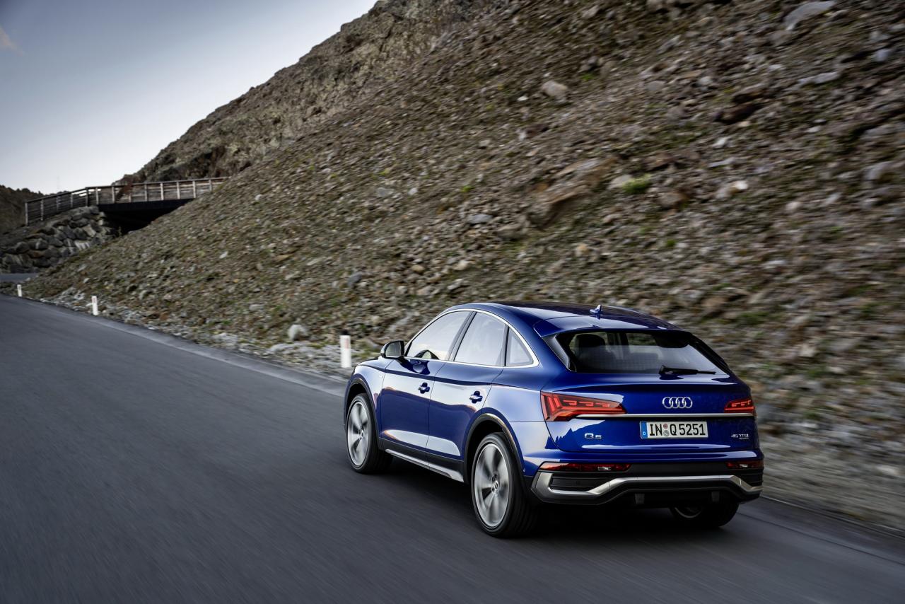 2021-Audi-Q5-Sportback-27.jpg