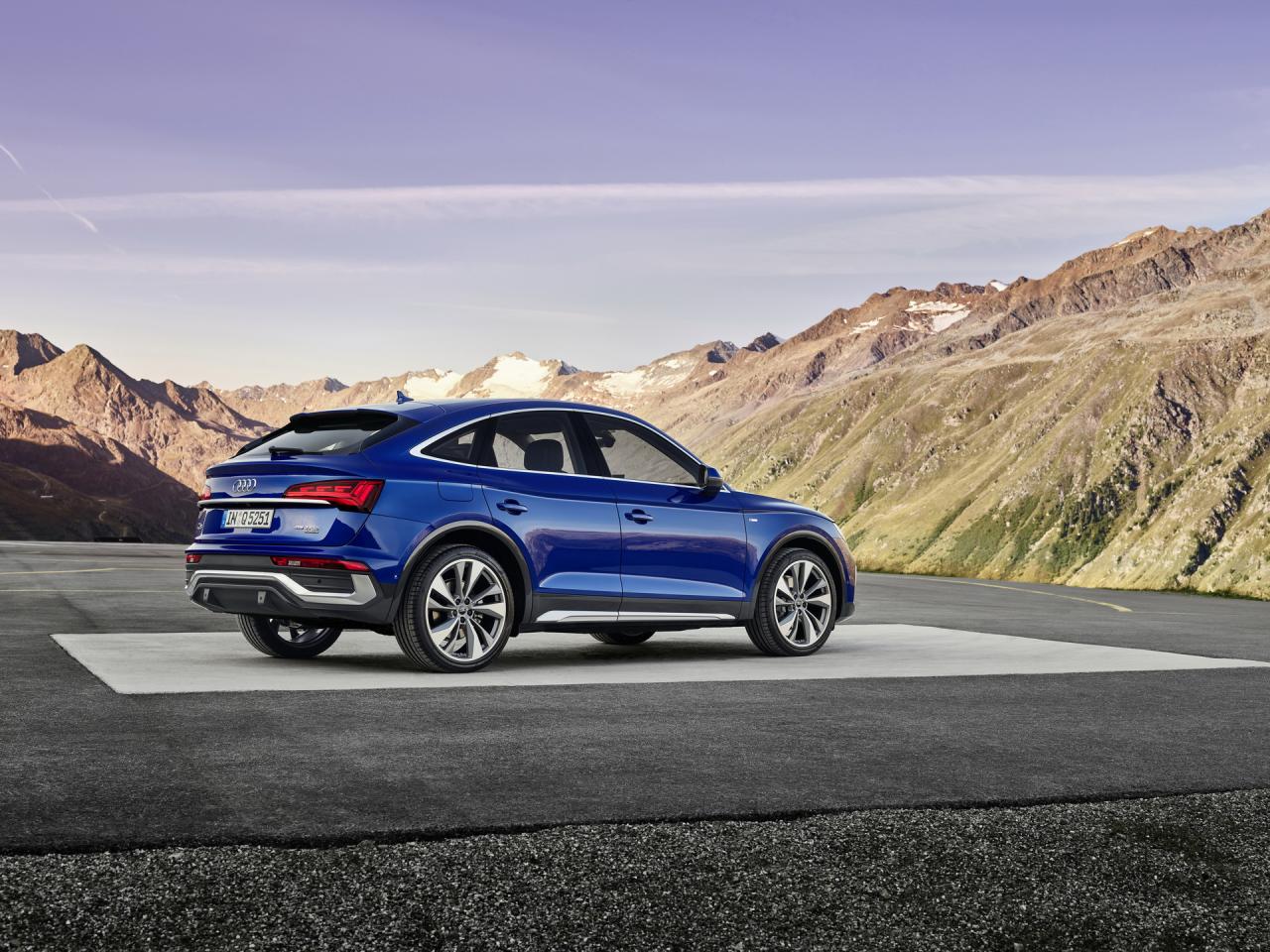 2021-Audi-Q5-Sportback-38.jpg