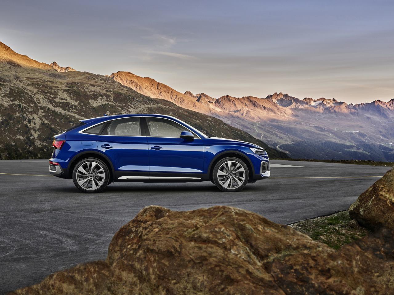 2021-Audi-Q5-Sportback-44.jpg