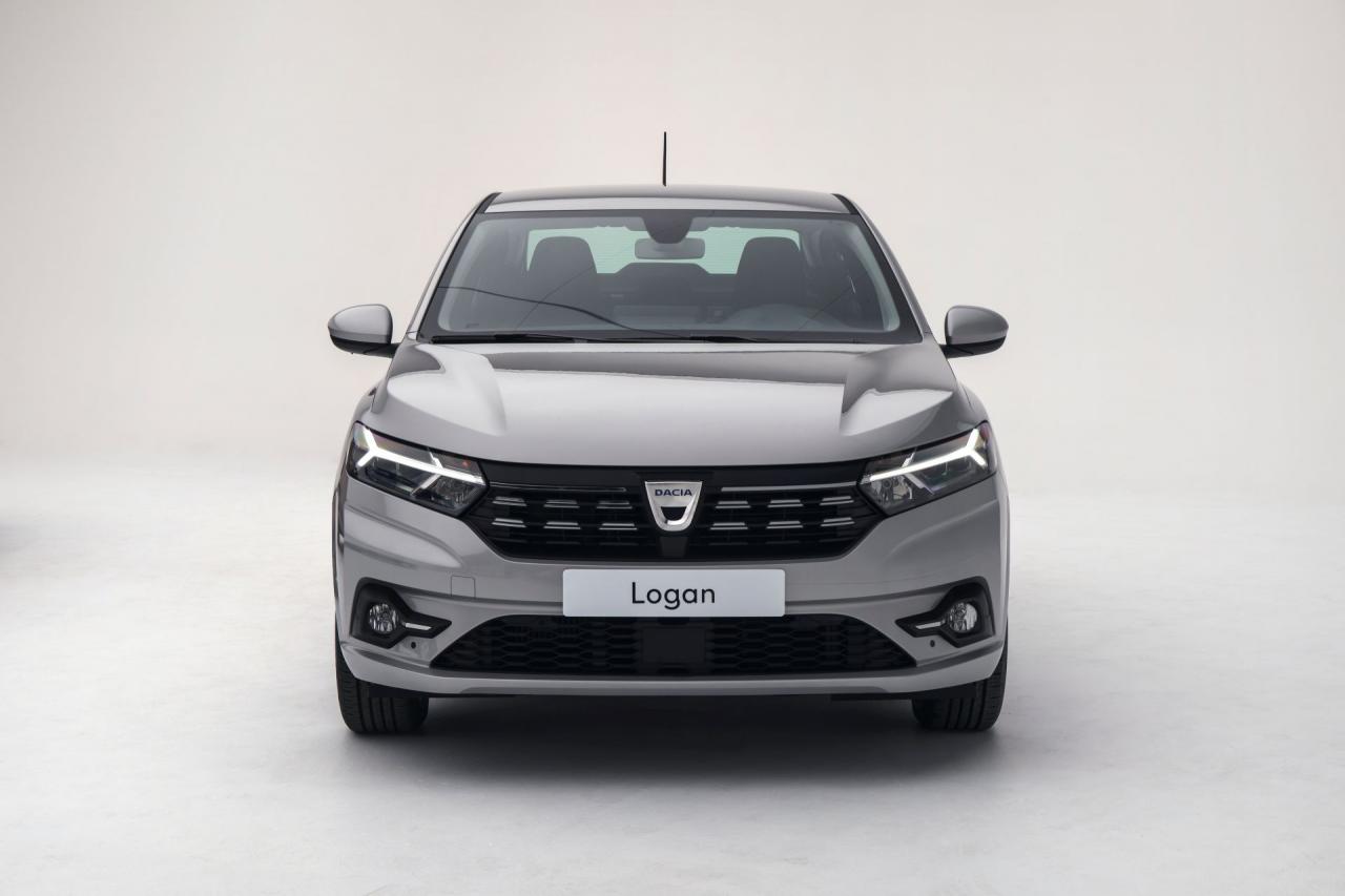 2021-Dacia-Logan-1.jpg