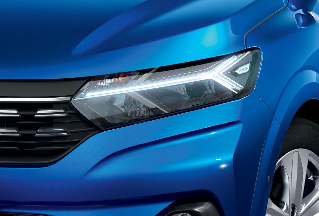 2021-Dacia-Sandero-12.jpg