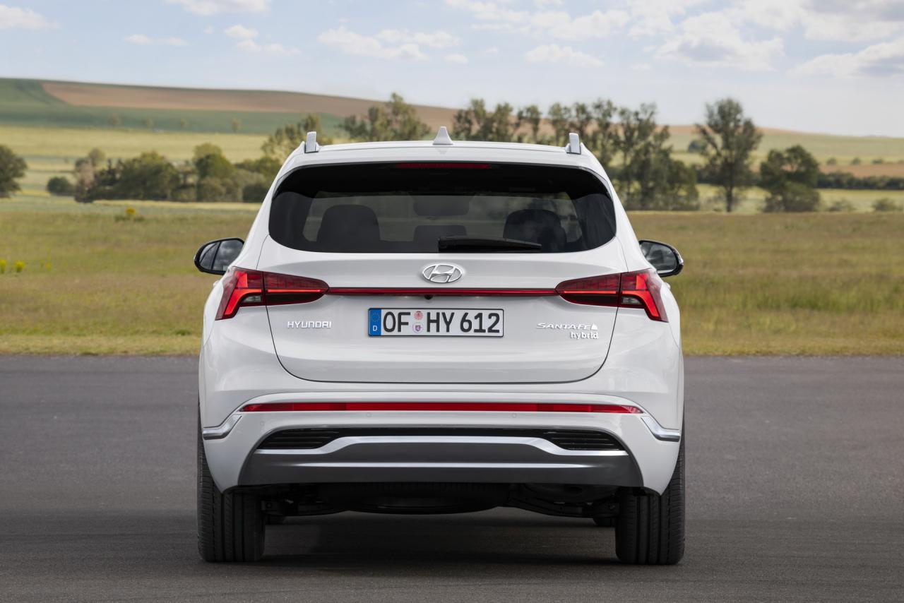 2021-Hyundai-Santa-Fe-13-1.jpg
