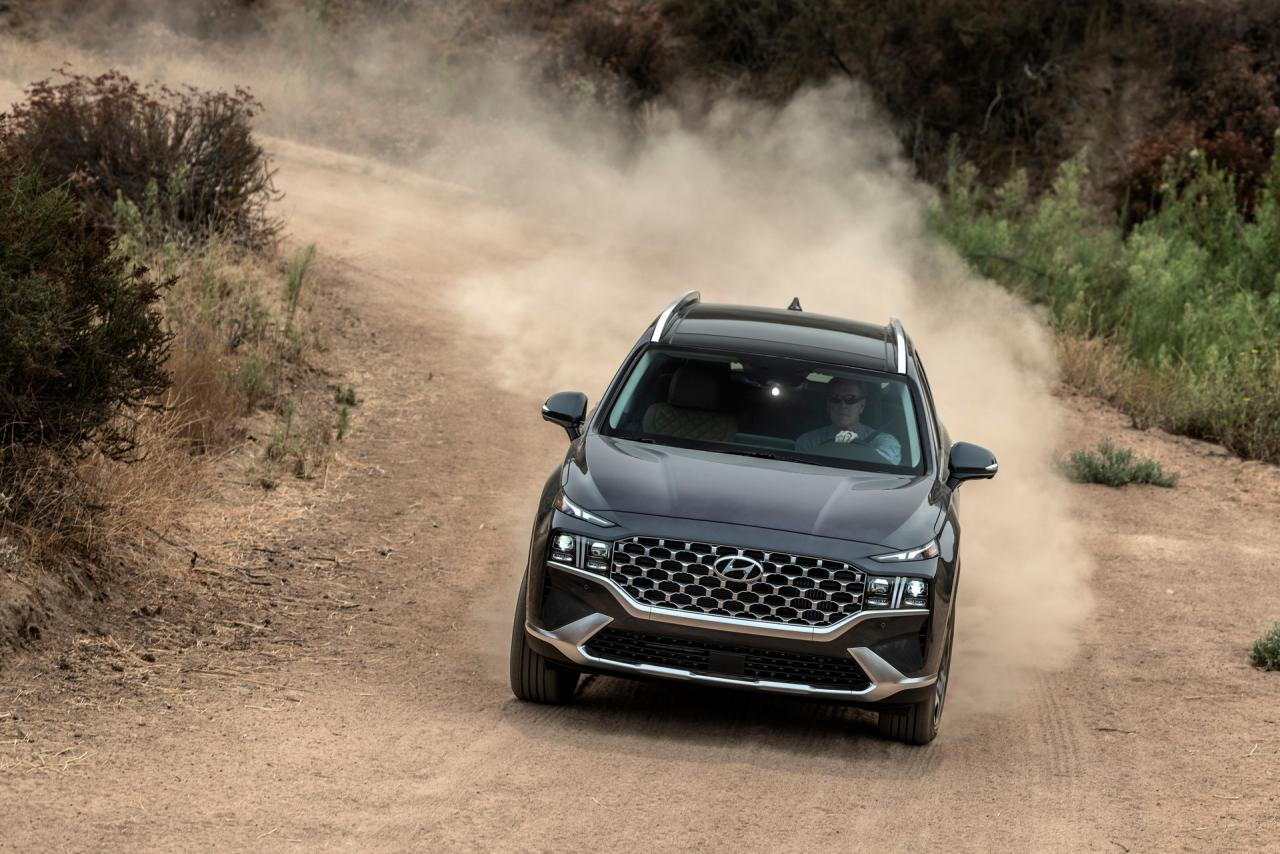 2021-Hyundai-Santa-Fe-2.jpg