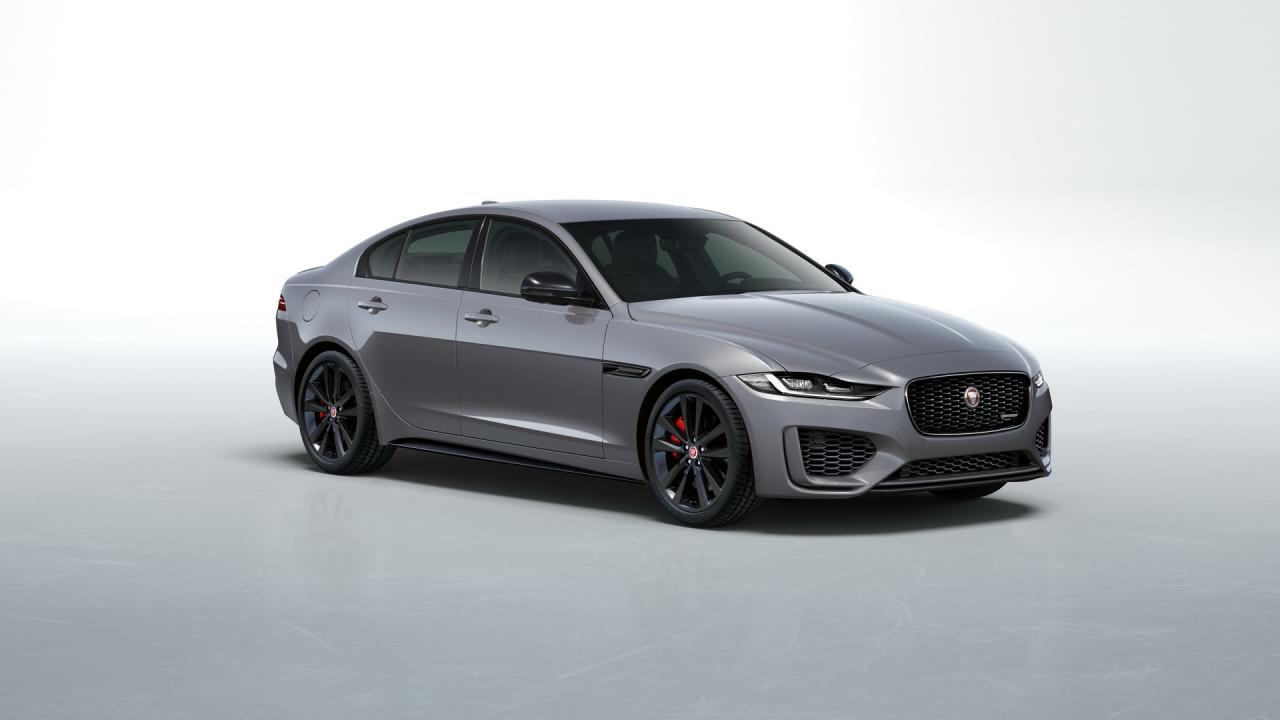 2021-Jaguar-XE-03.jpg
