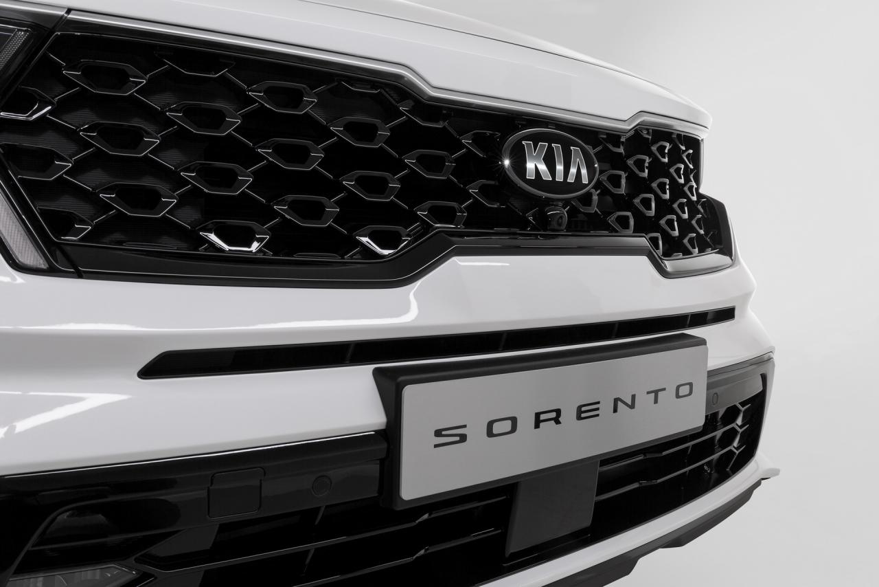 2021-Kia-Sorento-12-1.jpg