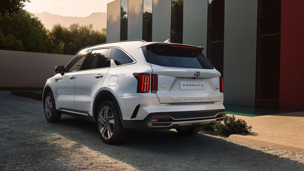 2021-Kia-Sorento-4-1.jpg