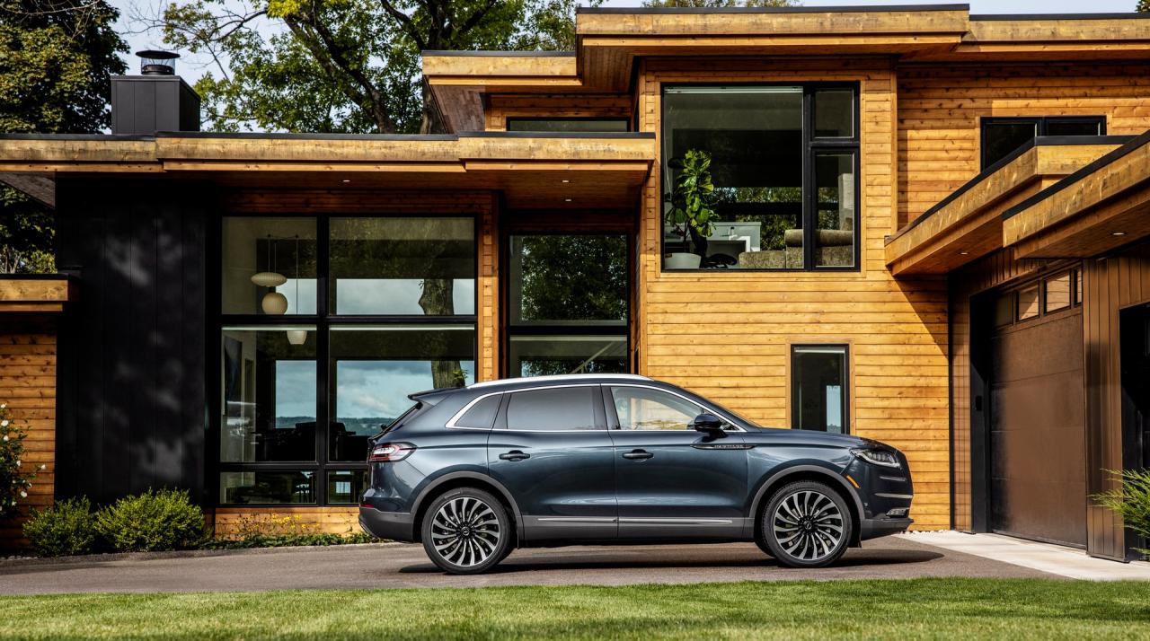 2021-Lincoln-Nautilus-18.jpg