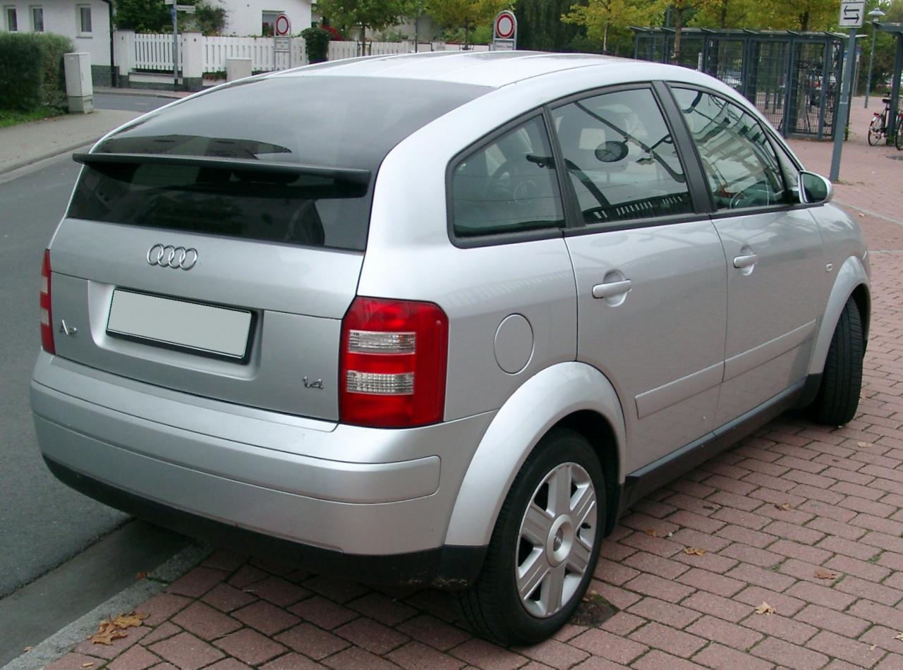 Audi_A2_rear_20071002.thumb.jpg.27c96264fc0c196d9d5d1554602c86cc.jpg