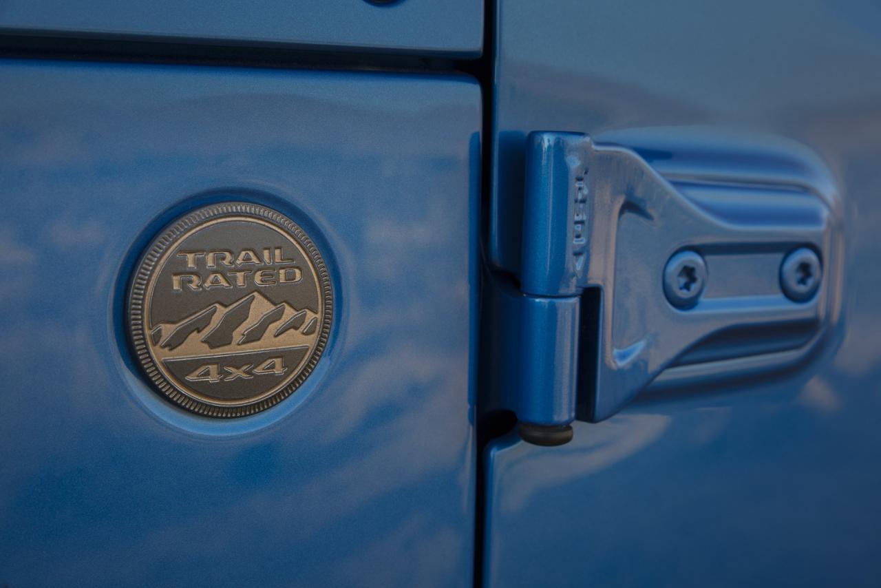 Jeep-Wrangler-Rubicon-392-Hemi-51.jpg