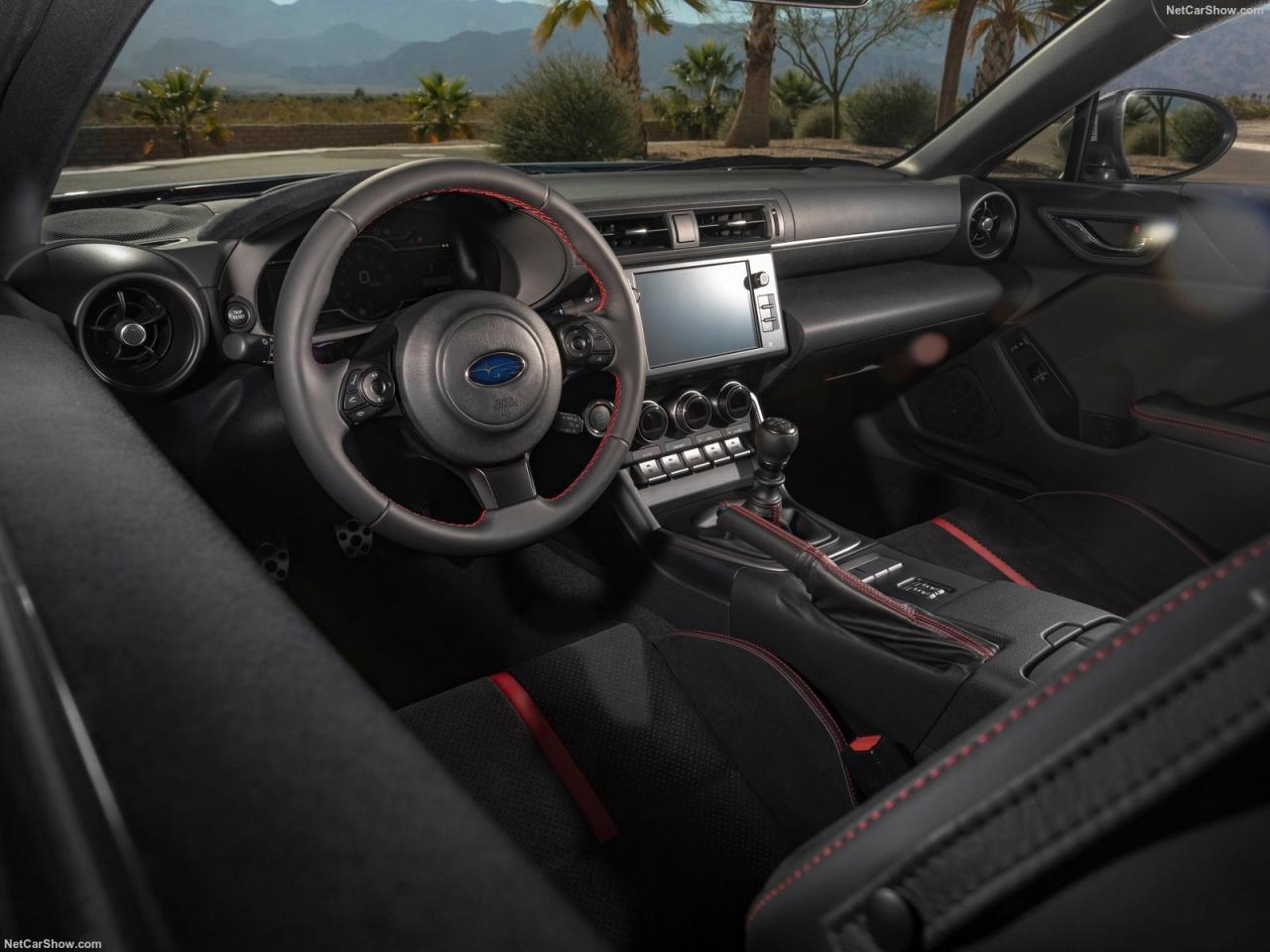 Subaru-BRZ-2022-1600-1f.thumb.jpg.aebc91a3894d795783d661cc0ca726bd.jpg