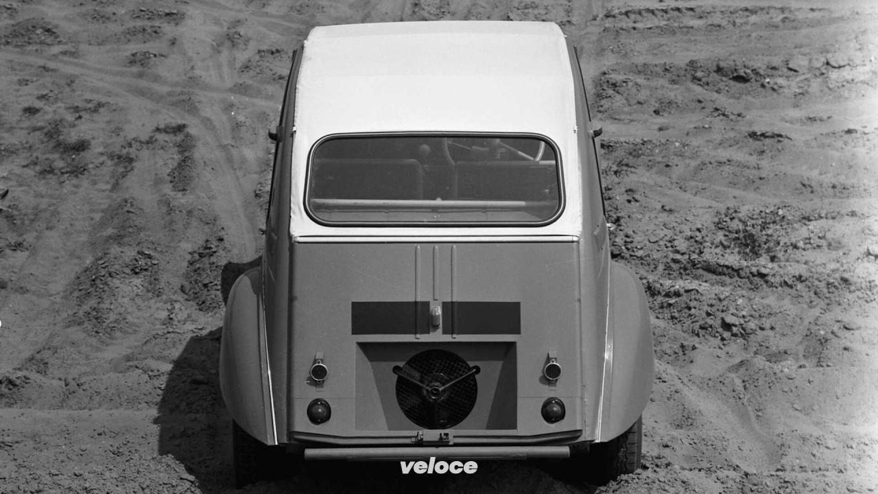 citroen_2cv_sahara_1960_bimotore_twin-engine_veloce_9-1920x1080.jpg