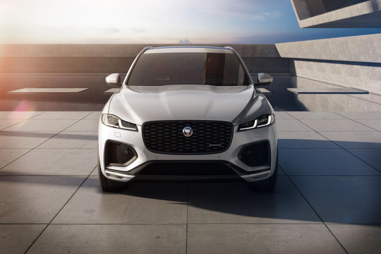 2021-Jaguar-F-Pace-130.jpg