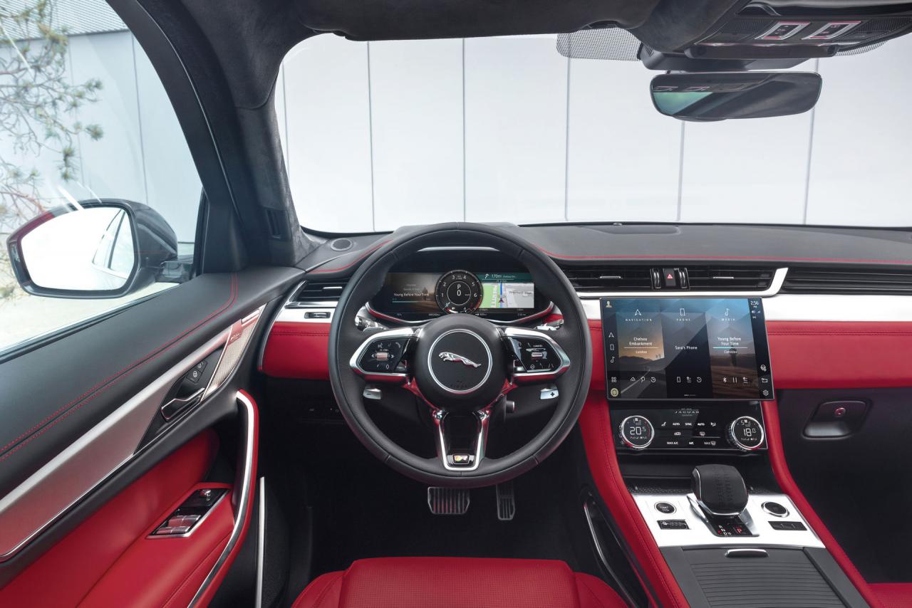 2021-Jaguar-F-Pace-4.jpg