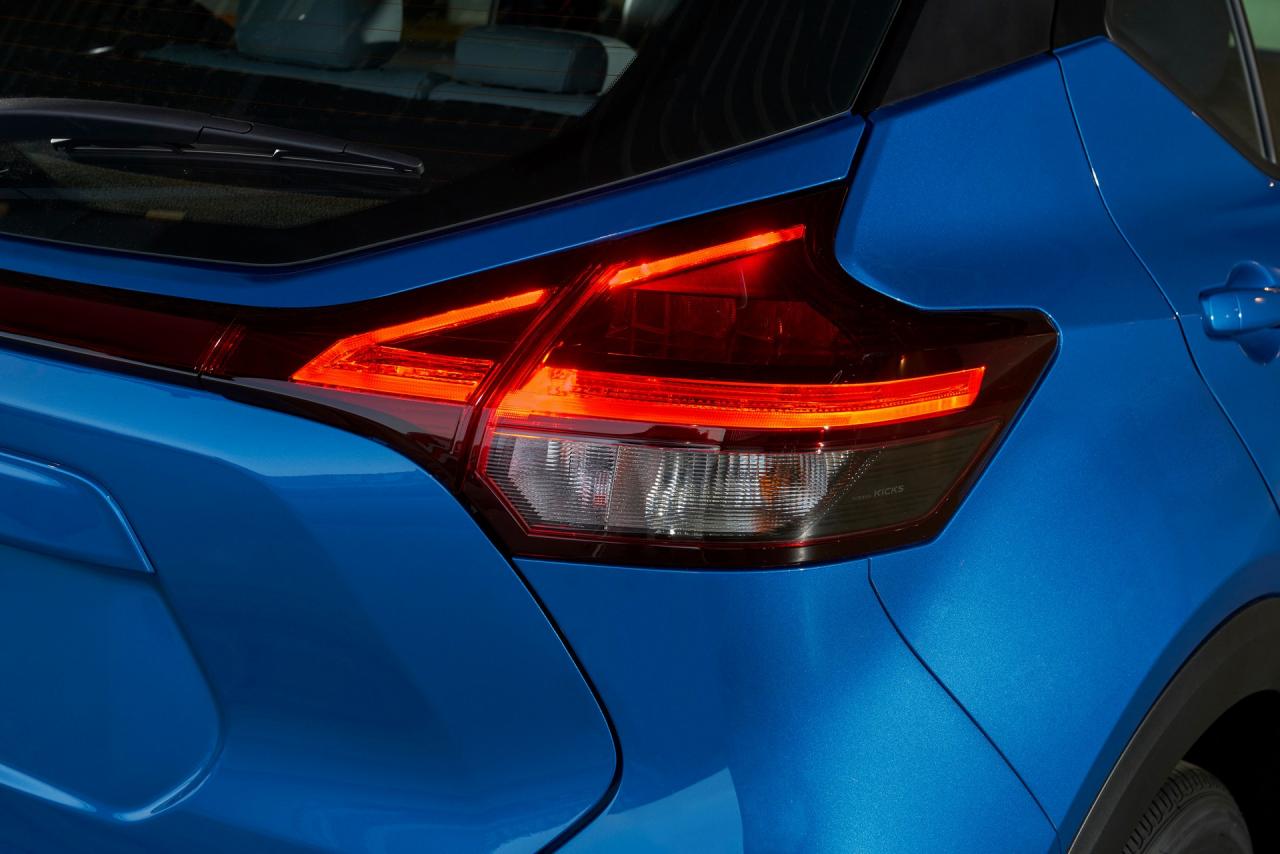 2021-Nissan-Kicks-8.jpg