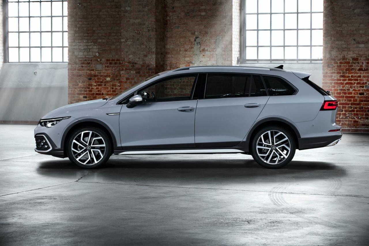 2021-VW-Golf-Alltrack-11.jpg