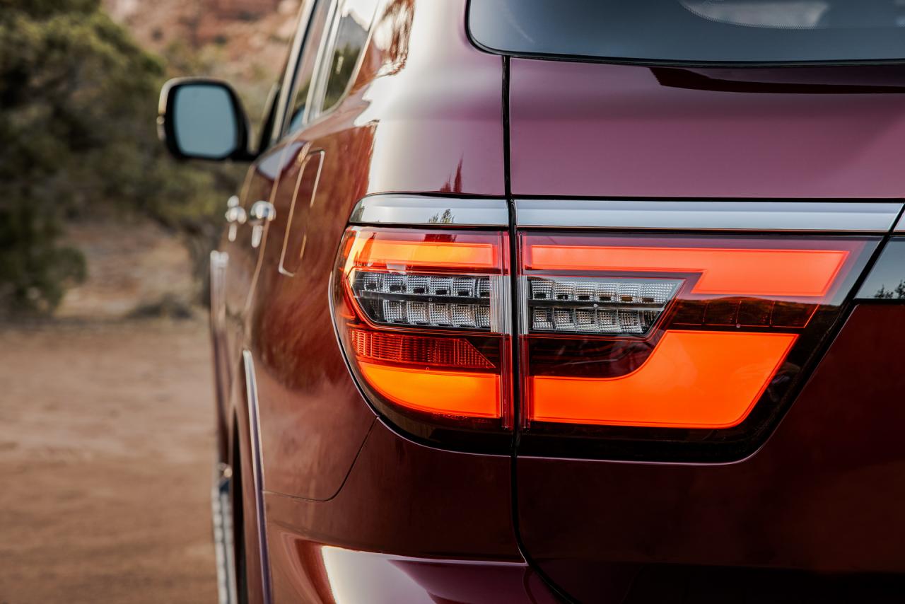 2021-nissan-armada-unveiled-8.jpg
