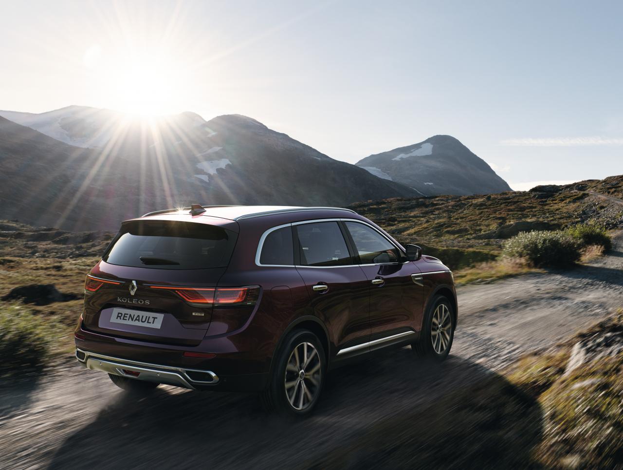 Renault KOLEOS 2021 (6).jpg