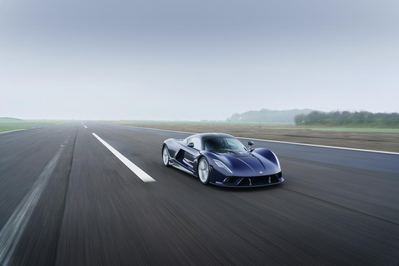 Hennessey-Venom-F5-7.jpg