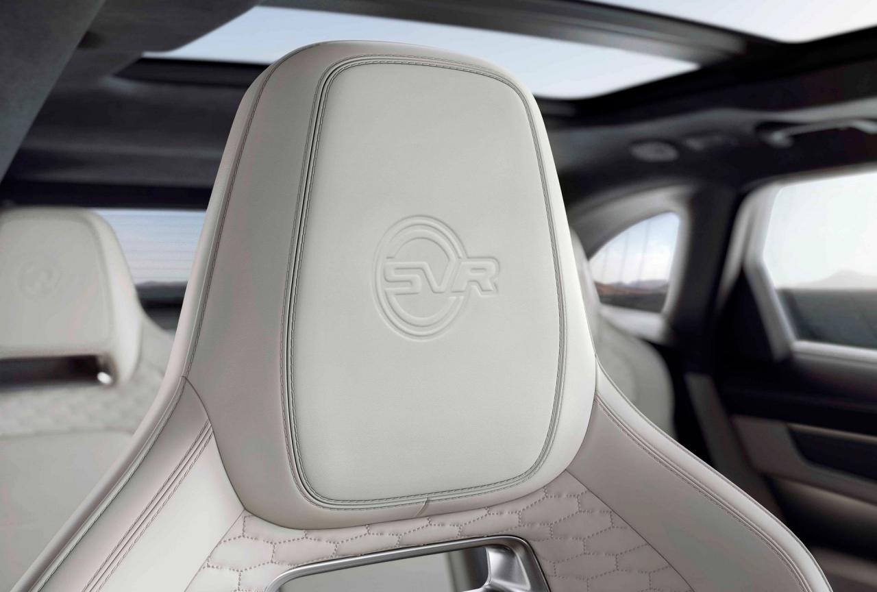Jaguar-F-Pace-SVR-25.jpg