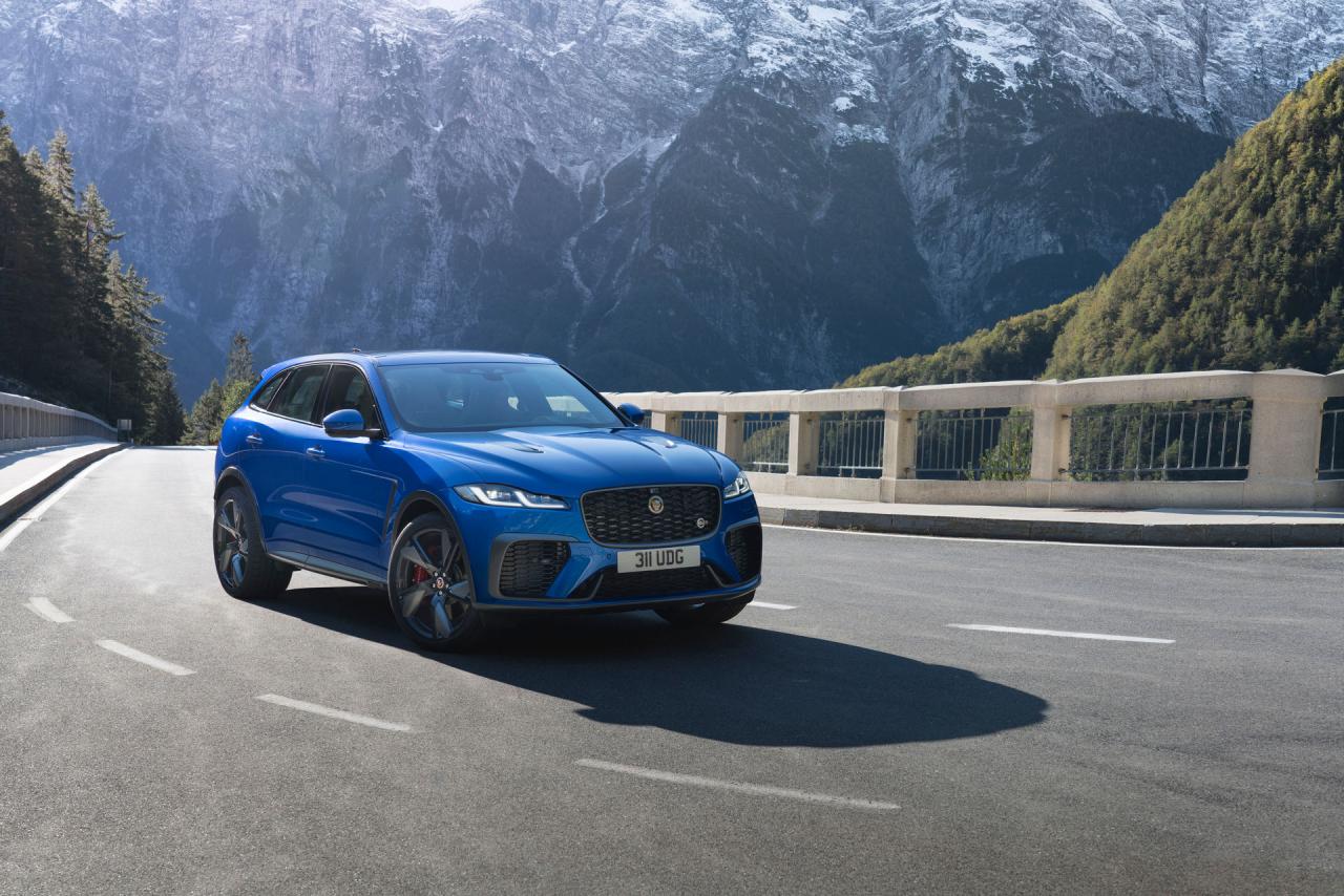 Jaguar-F-Pace-SVR-9.jpg