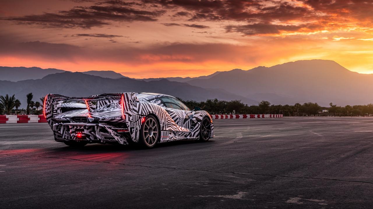 McLaren-Sabre-10.jpg