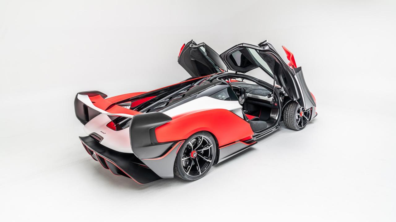 McLaren-Sabre-2.jpg