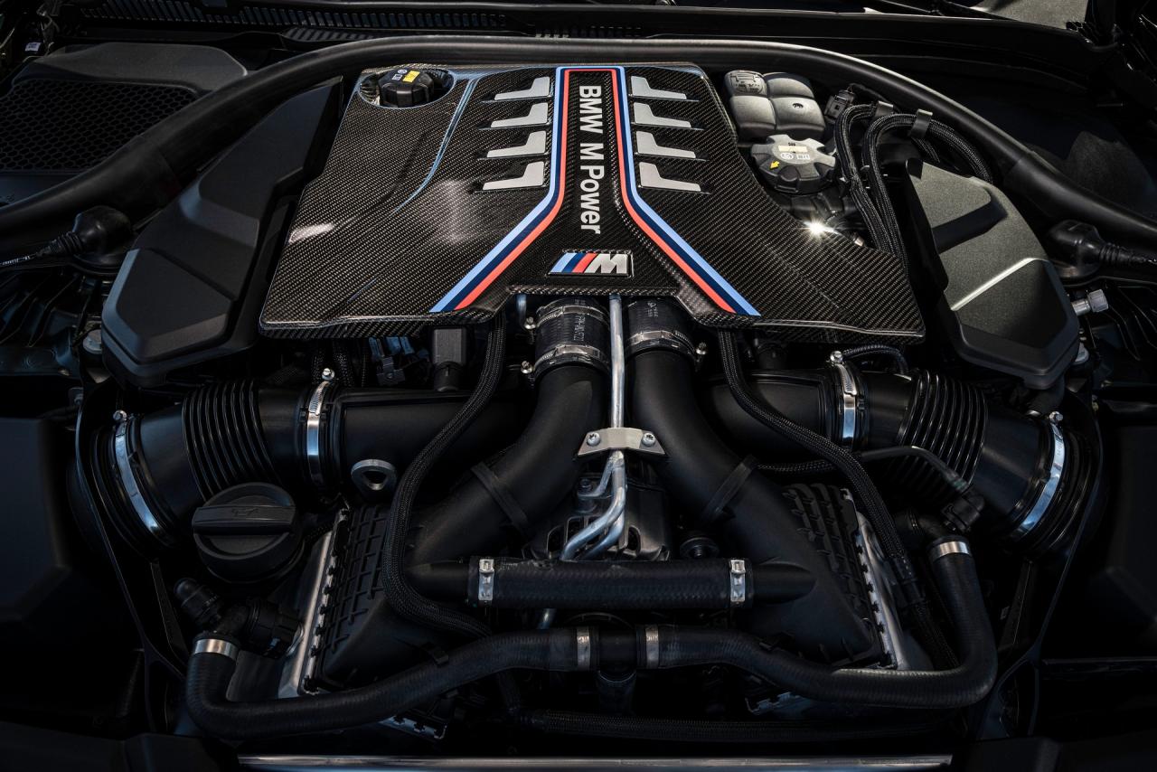 2022-BMW-M5-CS-96 - Copia.jpg